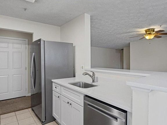 5th image of 2445 Blue Spring Ct Unit 103