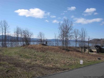 18 Anchor Dr, Newburgh, NY, 12550