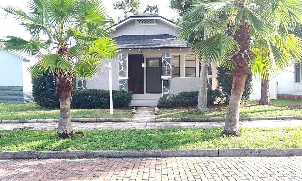 1st image of 4526 BURLINGTON AVENUE N