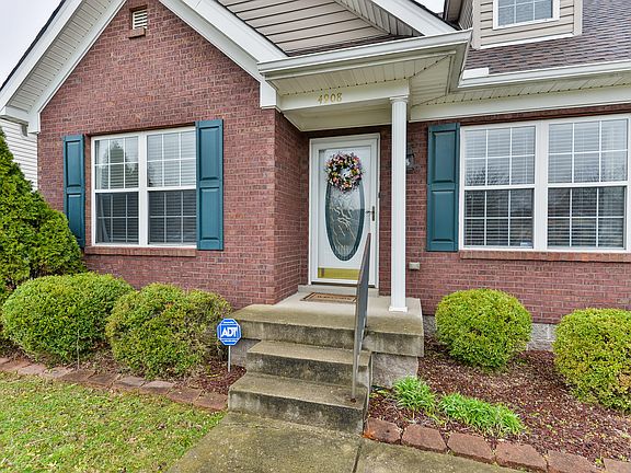 3rd image of 4908 Applegrove Ln
