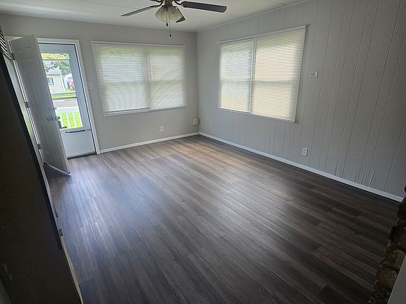 2nd image of 203 Crystal Lake Dr