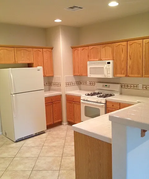 213 Heiple Ct — Photo 6