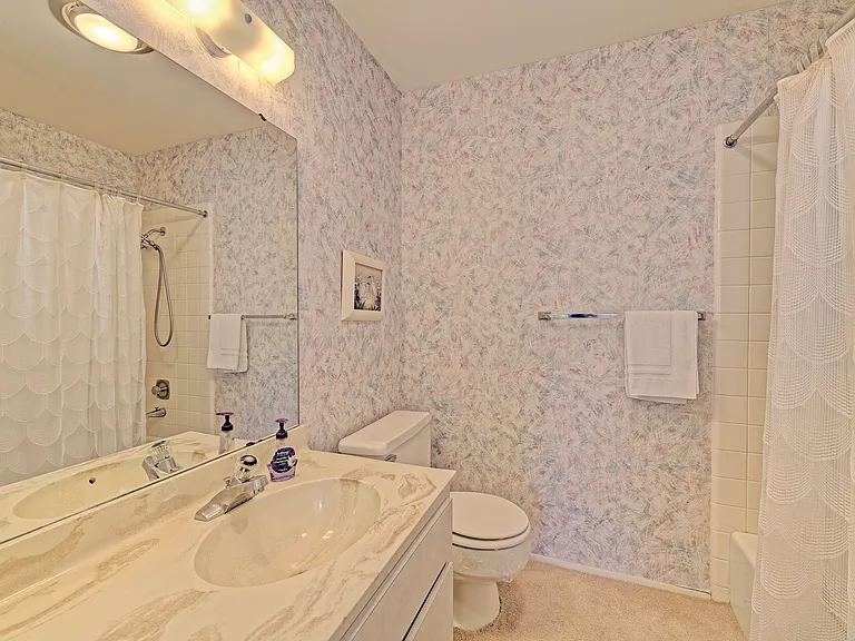 144 Pinehurst Dr — Photo 18