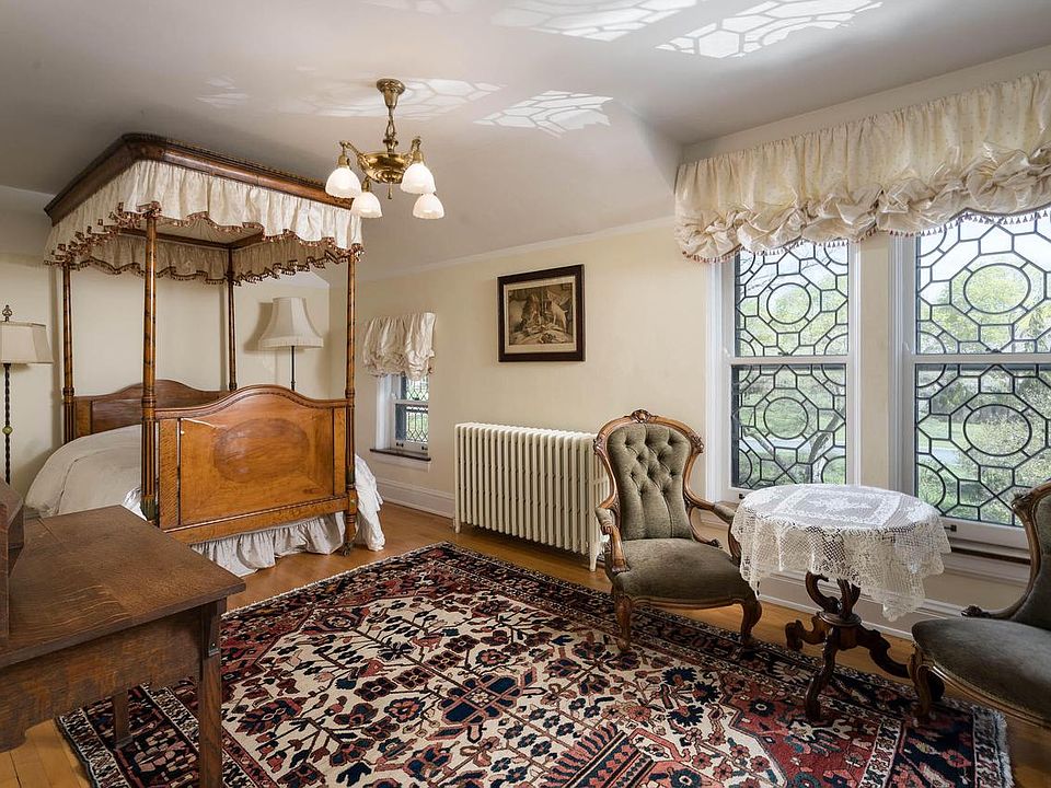 41st image of this home