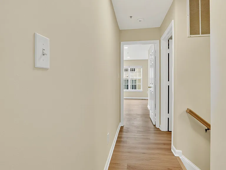 2492 Quick St #103 — Photo 23