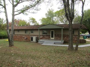 228 Hopkins Ave, Lewisburg, TN 37091