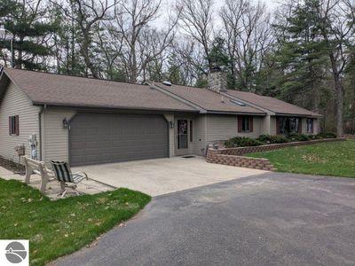 3747 Cayuga Trl, National City, MI, 48748