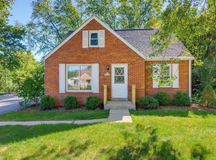 S64W19049 School Dr, Muskego, WI 53150