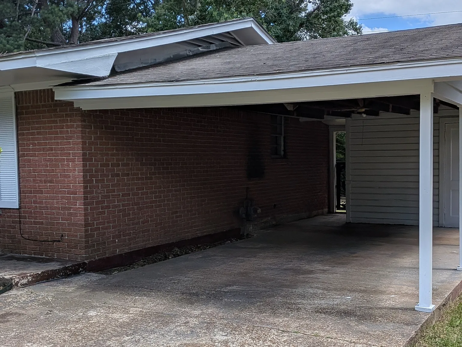 711 Hillview Street-Bryan-GBB - 1 — Photo 2
