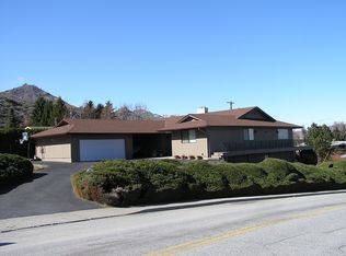 1202 S Hills Dr, Wenatchee, WA 98801