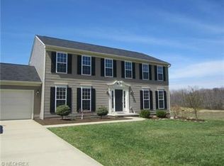 1975 Autumn Ridge Dr, Streetsboro, OH 44241