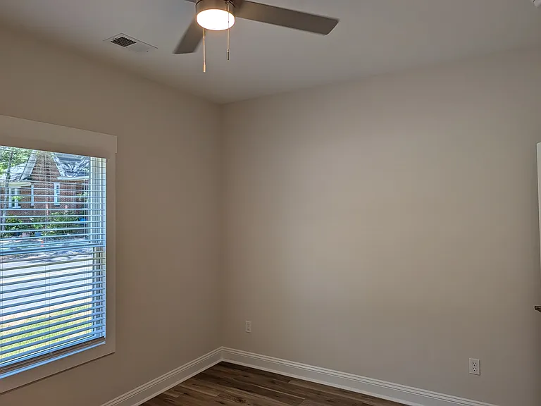 1130 Gladden St #A — Photo 15