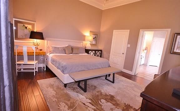 5th image of 8401 Greystone Ct