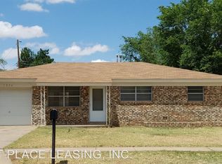 1220 Comer Dr, Clovis, NM 88101