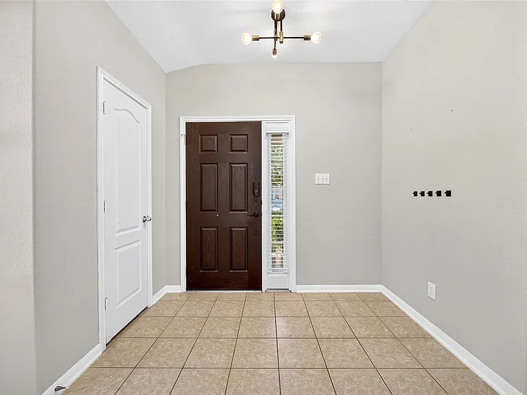 18211 Doral Rock Ct — Photo 7