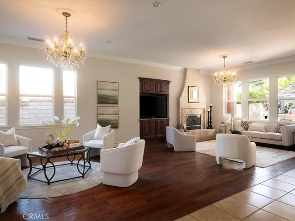 26637 Oak Terrace Pl, Valencia, CA 91381