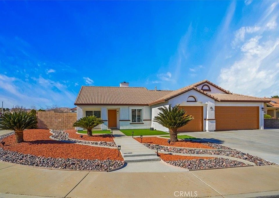 1st image of 36403 Ironhorse Dr