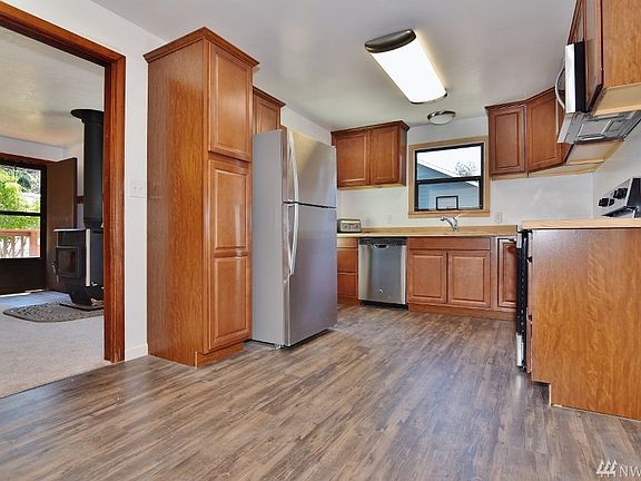 4th image of 5057 Painter St NW