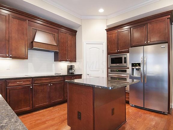5th image of 4728 Golf Village Dr