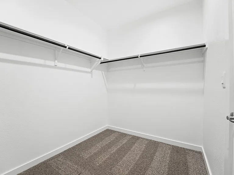 2107 Fortune Dr — Photo 14