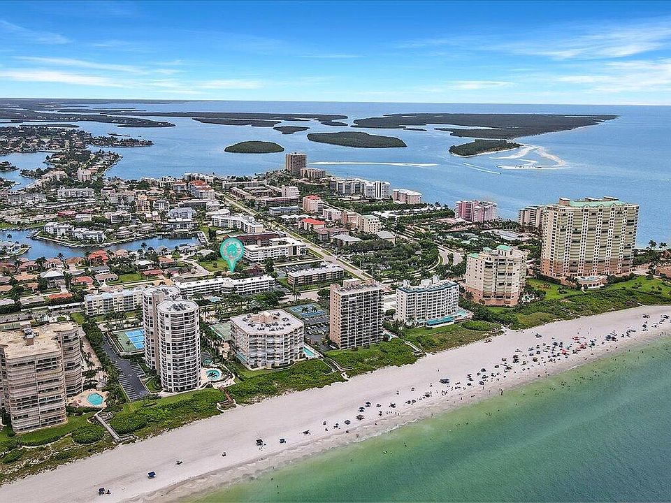 1st image of 900 Seagrape Dr