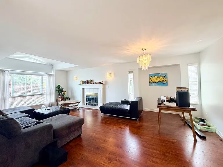 82XX 167a St #UPPER — Photo 4