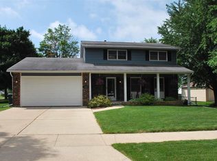 2626 8th St, Monroe, WI 53566