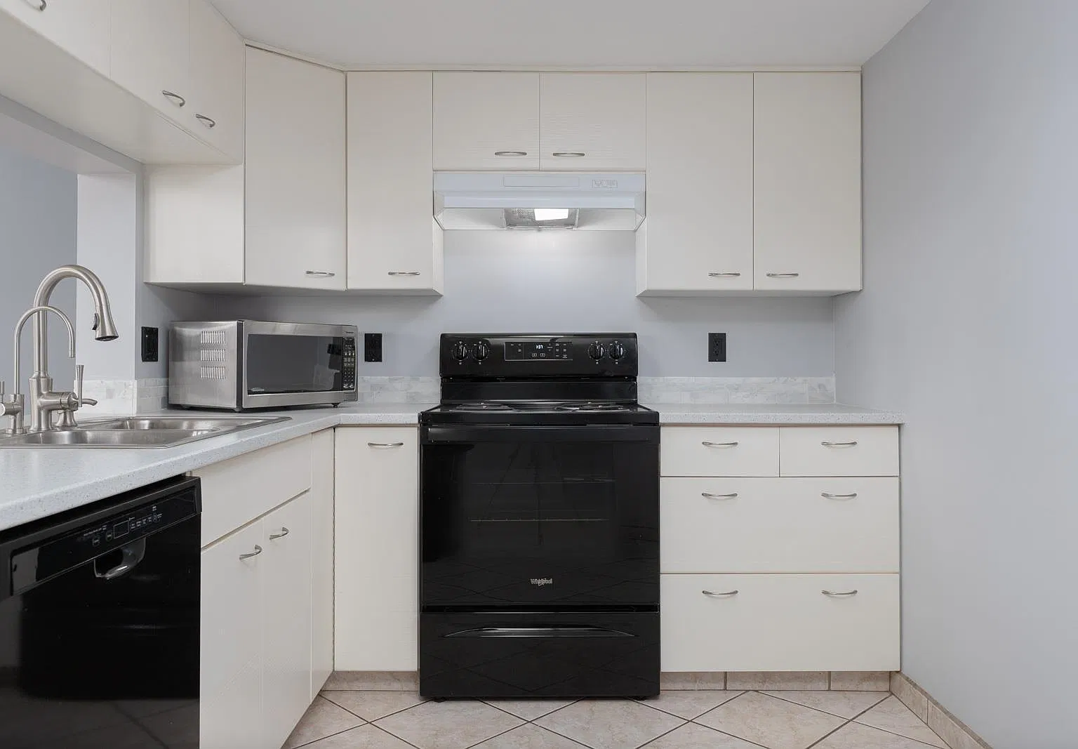 2 bed, 1150 sqft, $2,550 — Photo 1