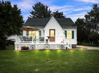 445 N Madison St, Waupun, WI 53963