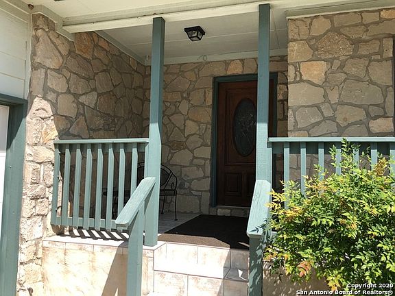 3rd image of 7423 Moss Brook Dr