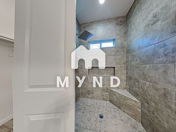 5th image of 14986 Bonham Ln