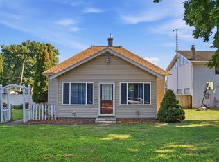809 W 5th St, Rock Falls, IL 61071