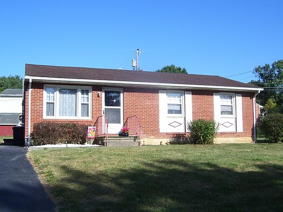 2nd image of 1405 Central Ave