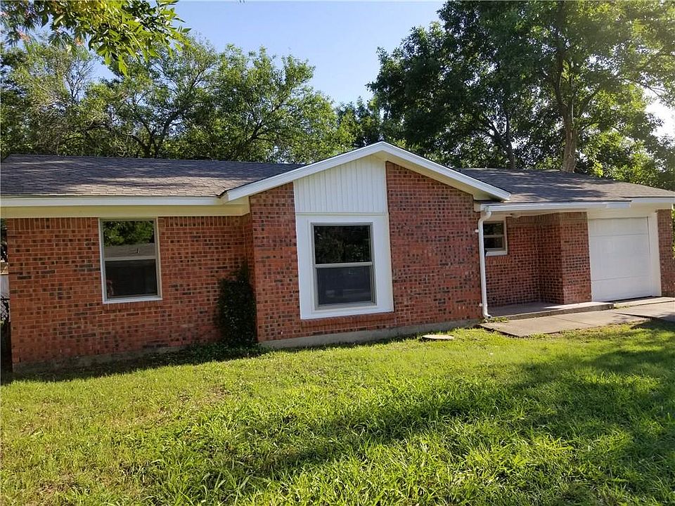1st image of 6407 Waynewood Ct