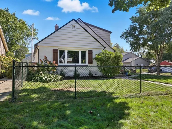302 North 111th STREET, Milwaukee, WI 53226