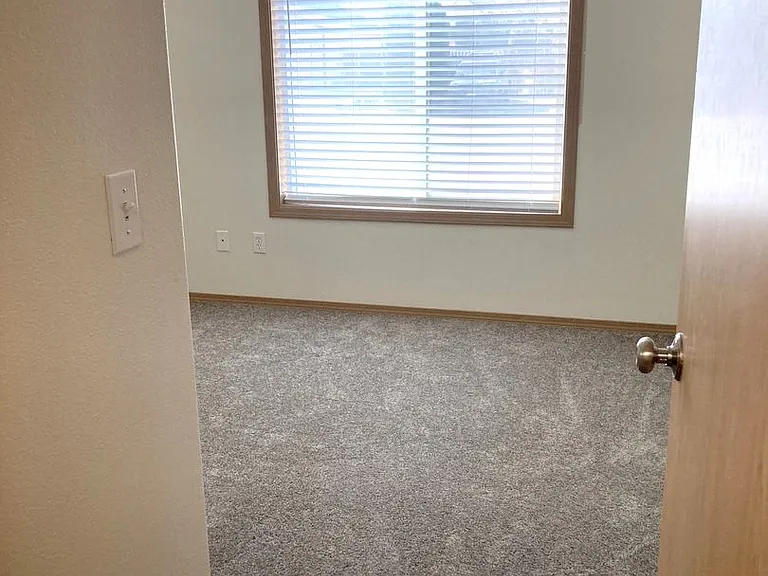 5402 Kirkwood Ln — Photo 33