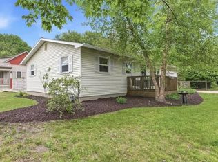 403 S Smith St, New Buffalo, MI 49117