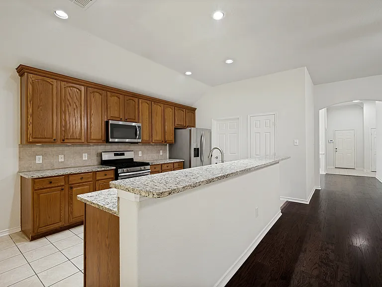 7816 Riverwalk Trl — Photo 15