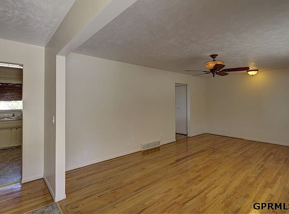 3rd image of 4110 Patricia Ln