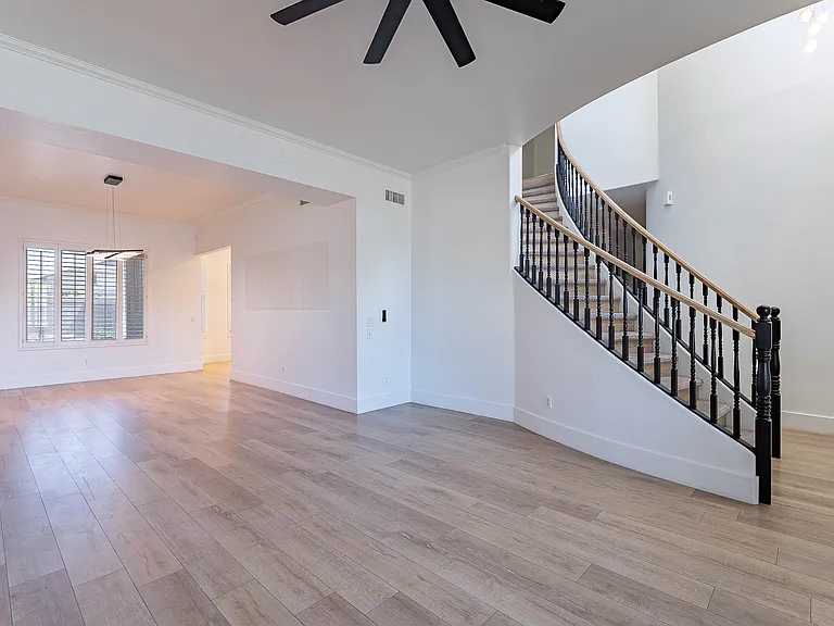 2956 S Birch Ct — Photo 11