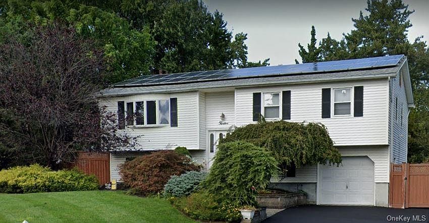 1st image of 12 Northpark Dr