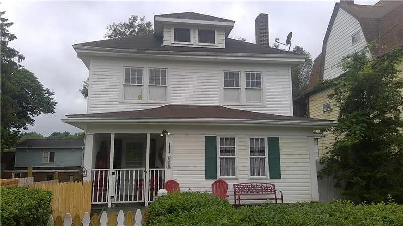 625 Allison Ave photo 1