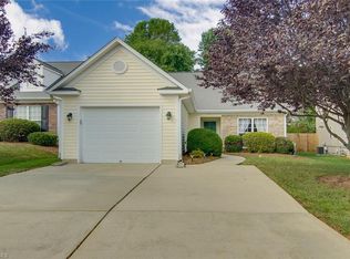 4331 River Bluff Ter, Greensboro, NC 27409