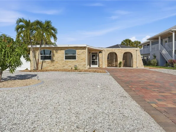 17741 Rebecca Ave, Fort Myers Beach, FL 33931