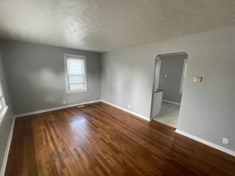 2026 Vinton St — Photo 11