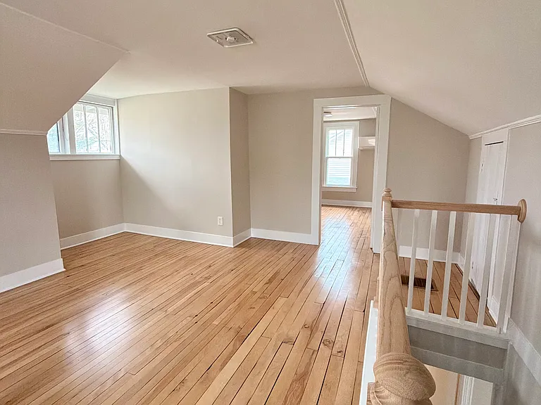 503 Church St — Photo 8