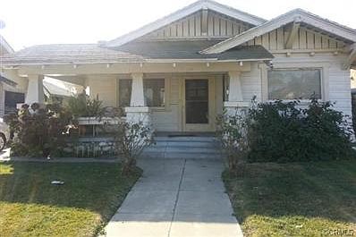 1st image of 702 W 49th Pl