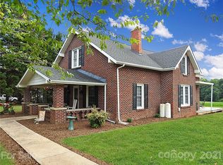 2538 Old Highway 21, State Road, NC 28676