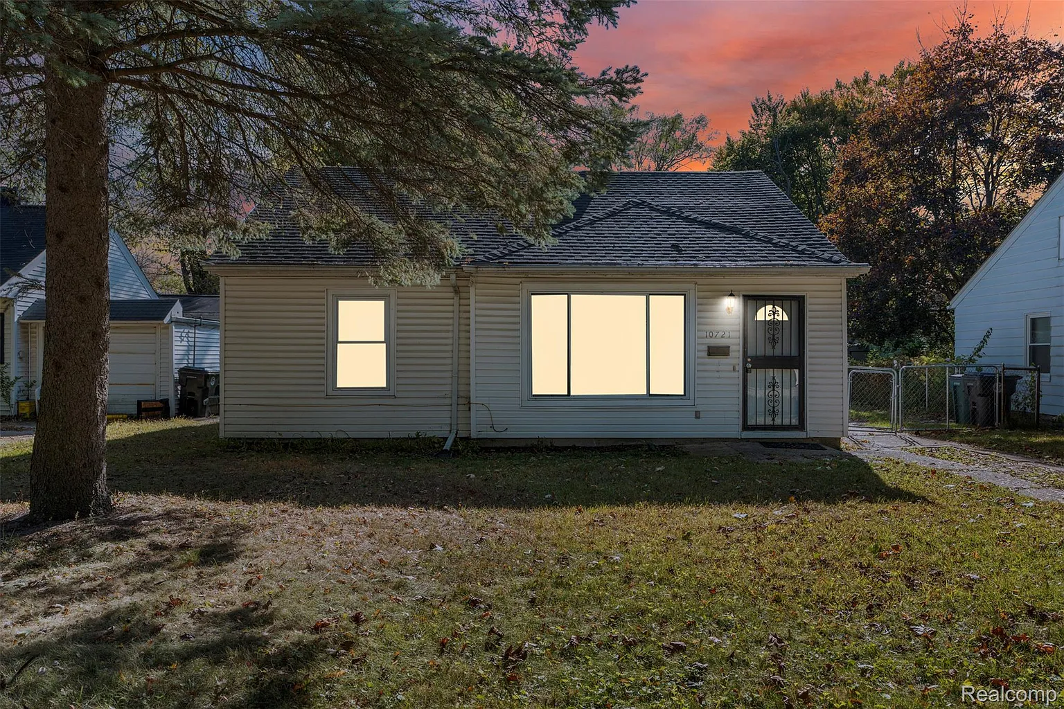 10721 Troy St photo 1