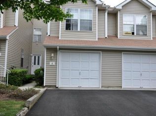 6 Boyard Ct, Somerset, NJ 08873